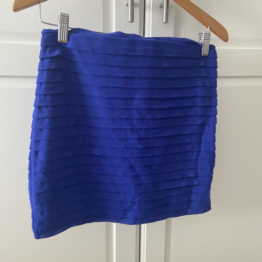BCBG Generation mini skirt
